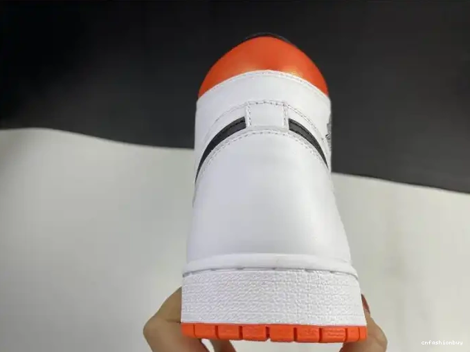 1 Retro High Air Orange Electro Jordan 555088-180 0508